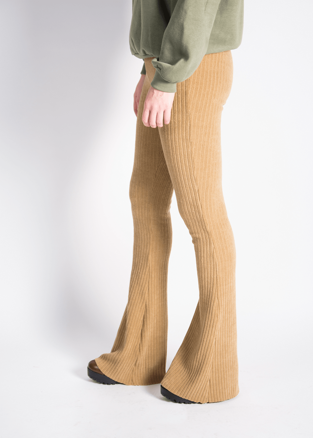 flared-broek-686itd.png