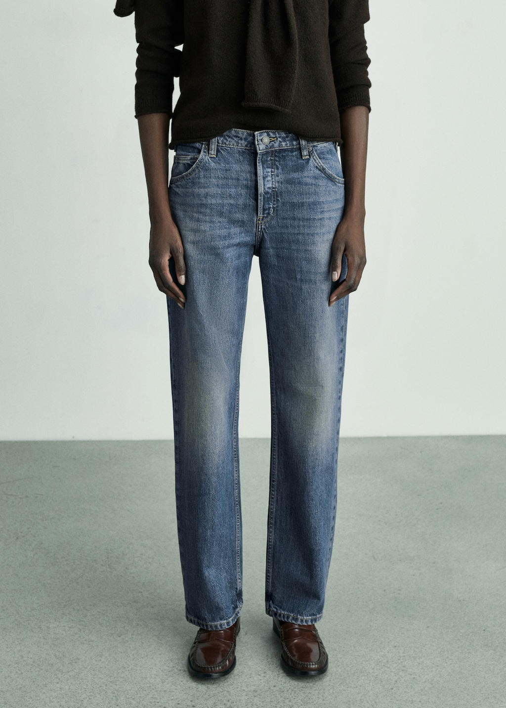 mango-jeans-049fou-1.jpg